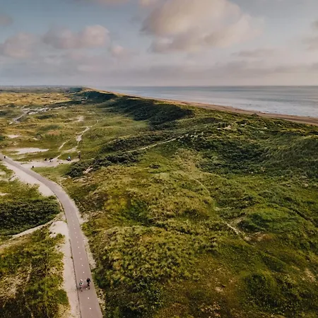 Anne's Family With Private Parking *