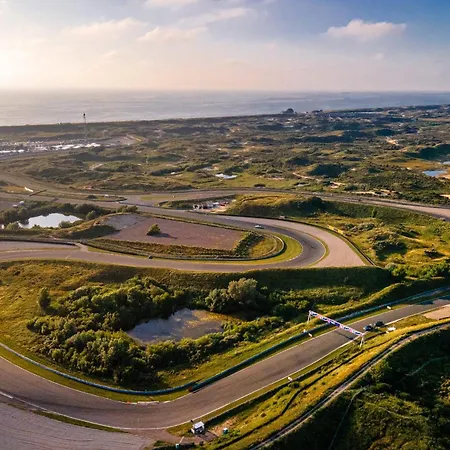 Anne's Family With Private Parking Casa de Férias *
