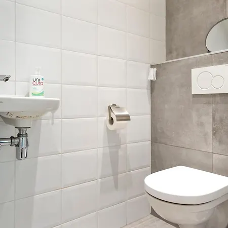 Anne's Family With Private Parking Casa de Férias *