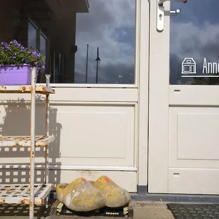 Anne's Family With Private Parking * זנדוורט